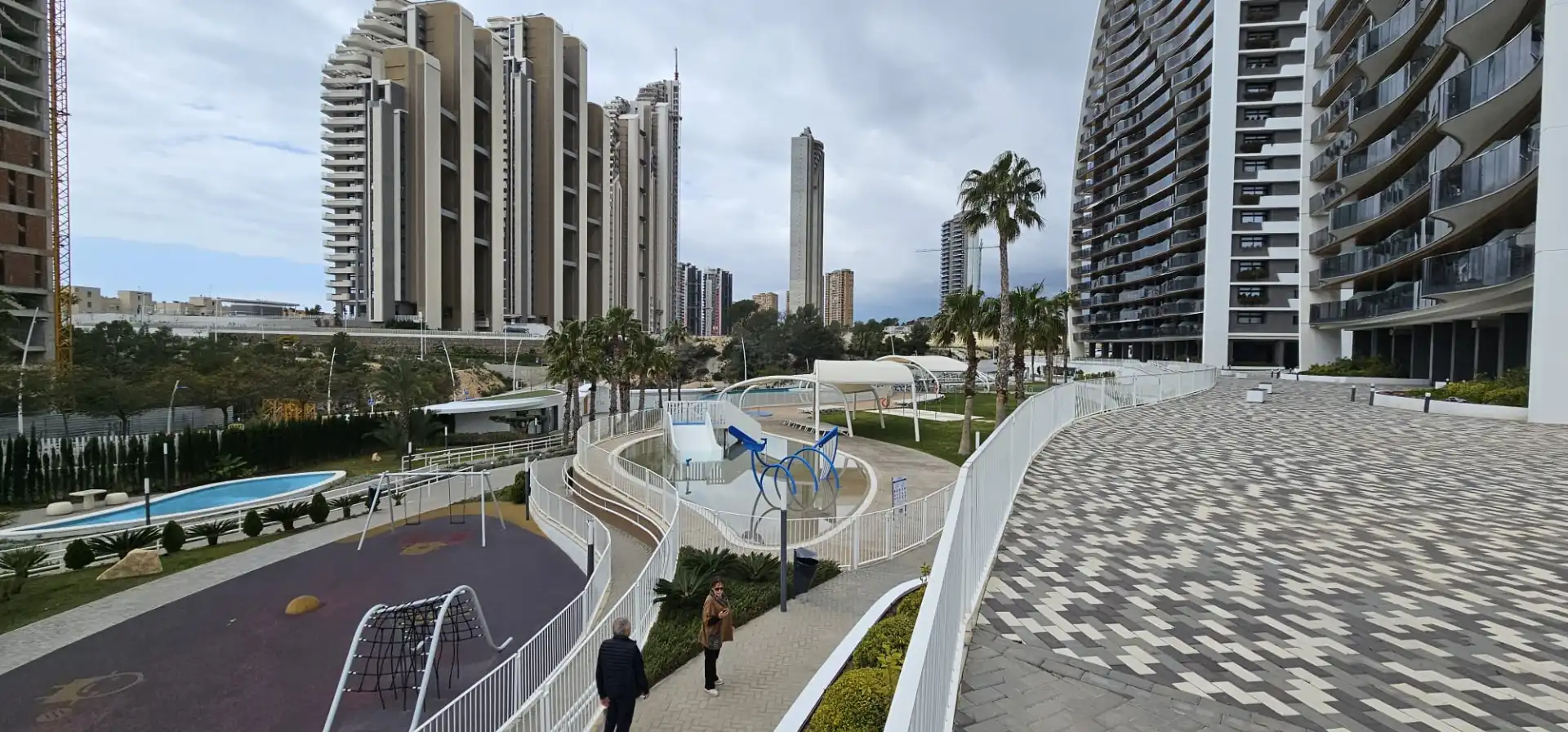Mini appartamento con piscina in vendita a Avenida República Argentina, imagen 76