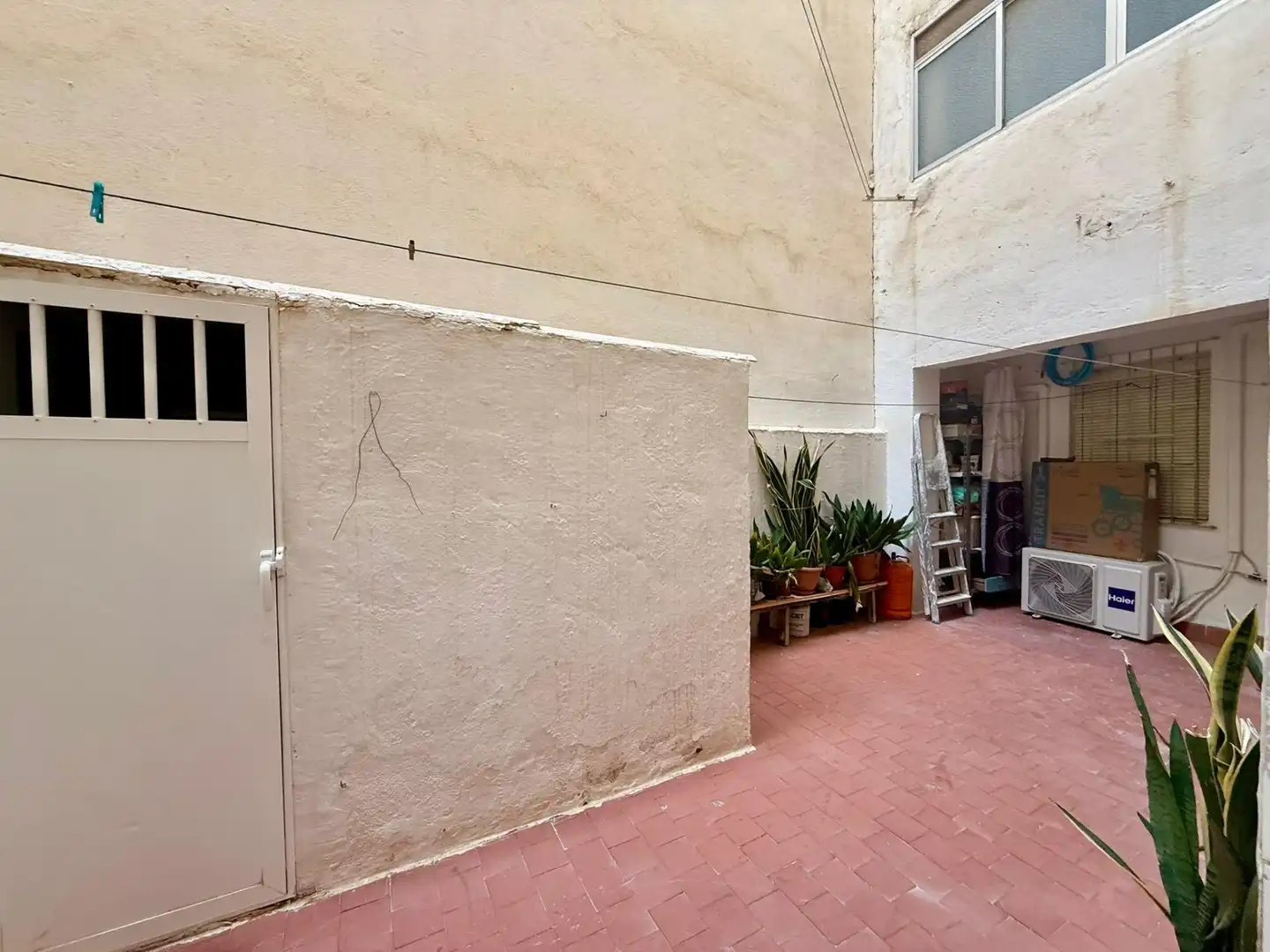 Wohnung zum Verkauf in Almería mit Klimaanlage, Möbliert und Balkon