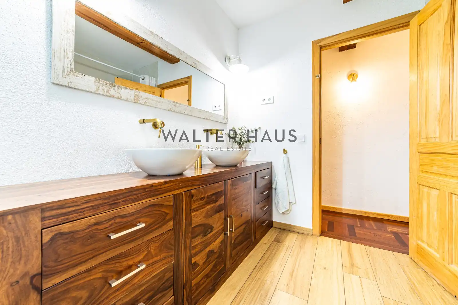 Bathroom of Attic for sale in Madrid  with Air Conditioner, Heating and Terrace