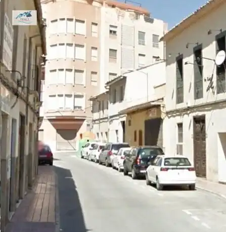 Houses for sale in Calle SEGURA, Monóvar / Monòver