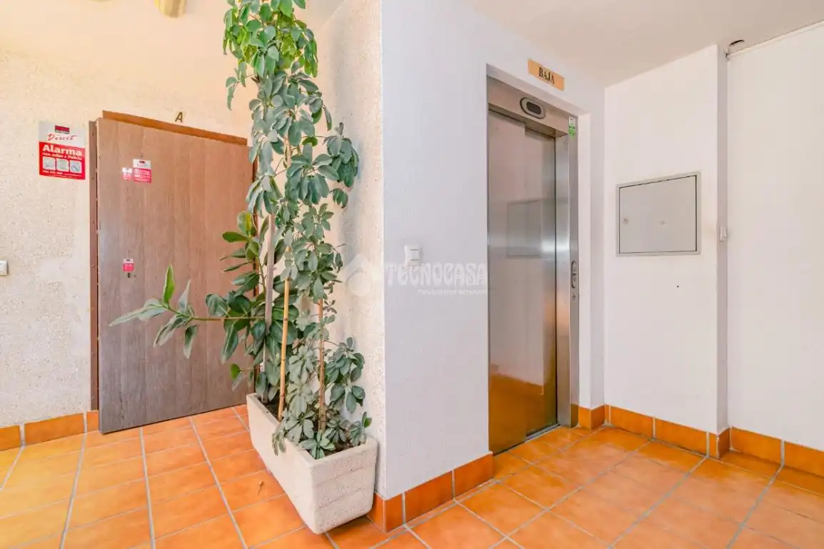 Flat with lift for sale in Norte, imagen 2