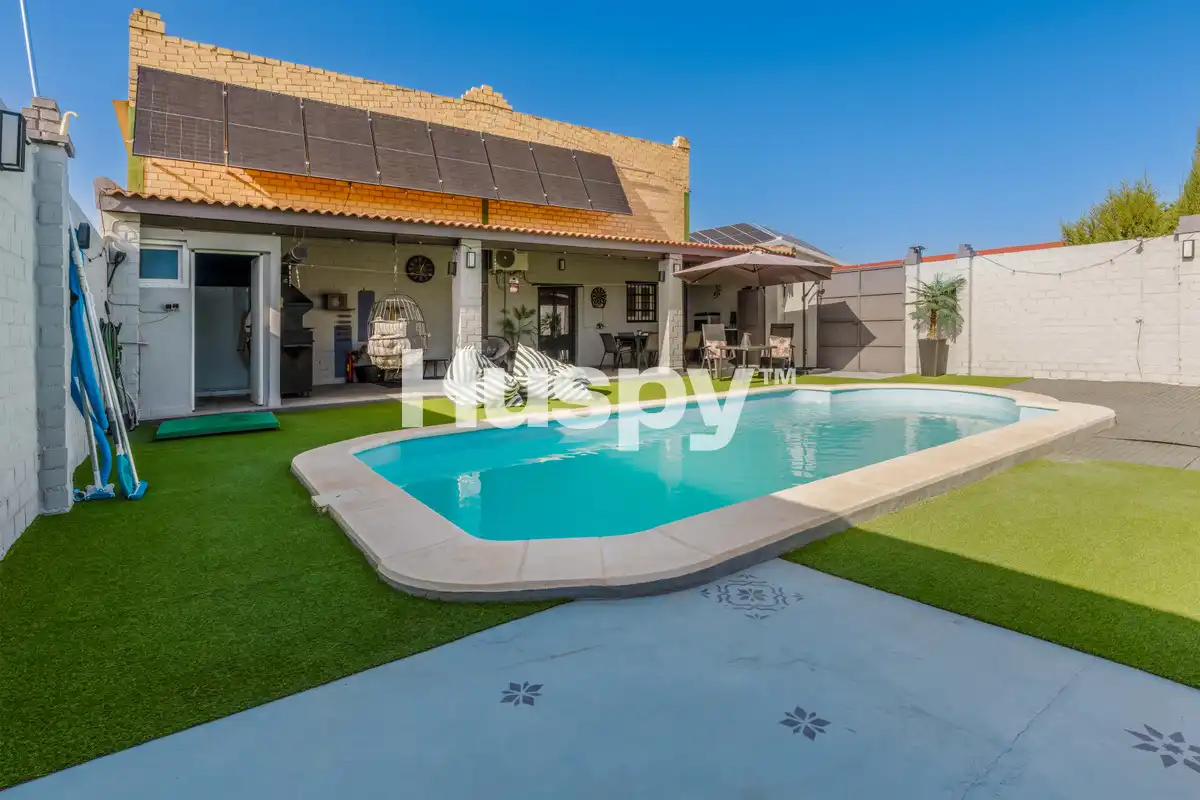 Maison avec terrasse à vendre à Carretera Huelva Sevilla