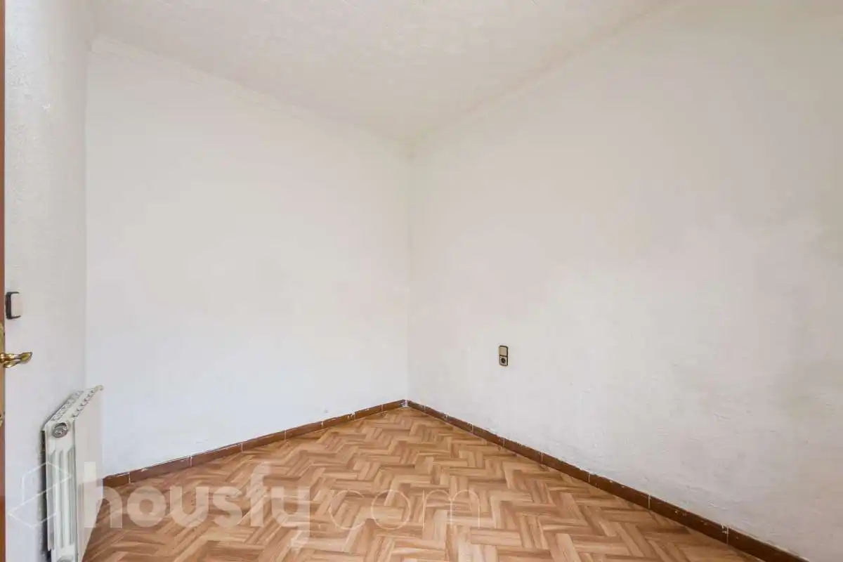 Bedroom of Houses for sale in Santa Coloma de Gramenet  with Heating, Private garden and Terrace