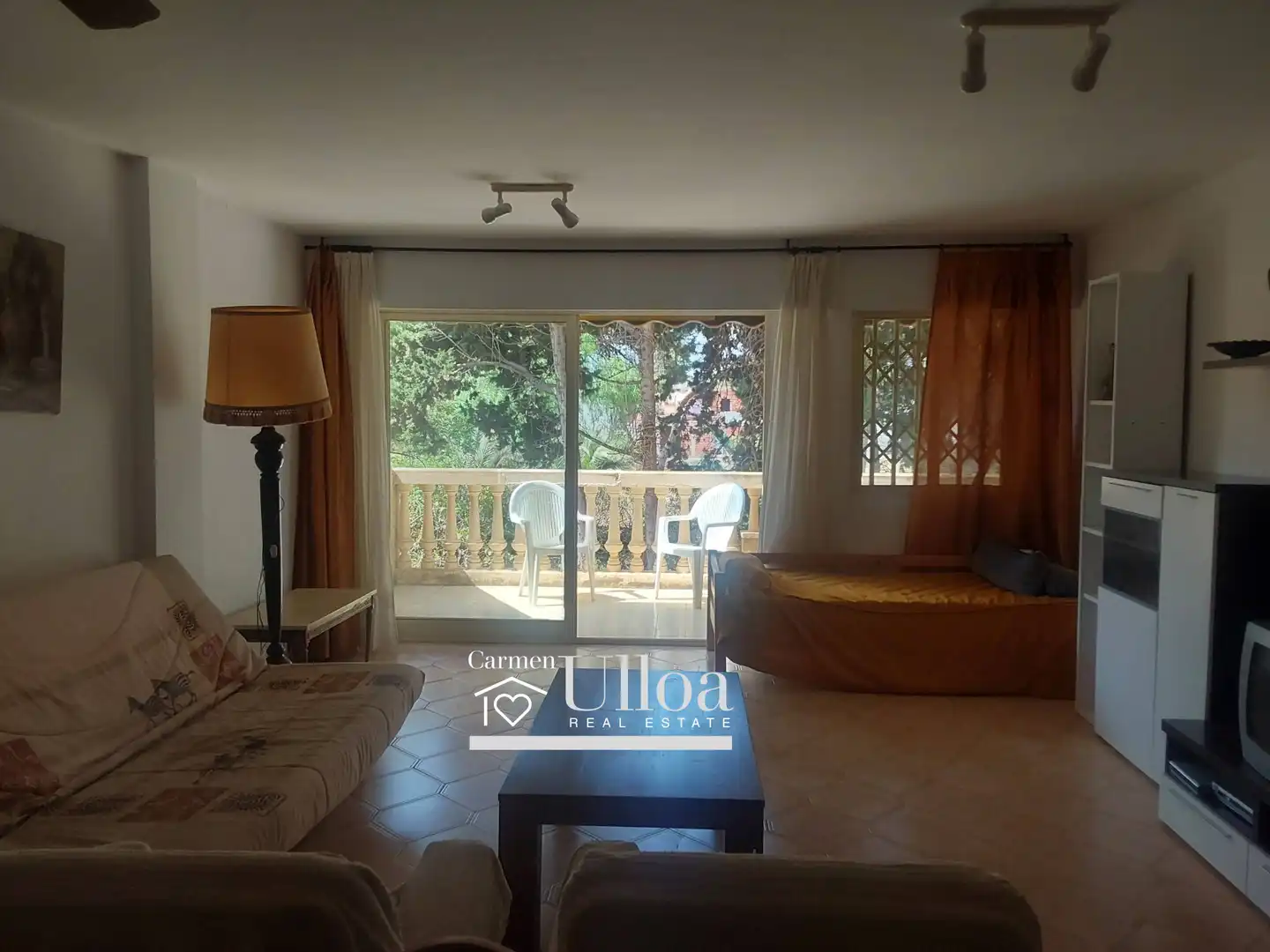 Sala de estar de Piso en venta en El Campello con Terraza y Piscina comunitaria