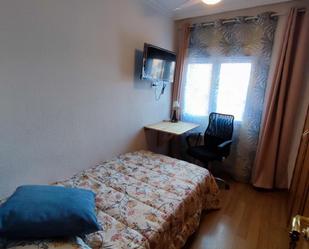 Bedroom of House or chalet to share in  Madrid Capital  with Heating, Furnished and Oven