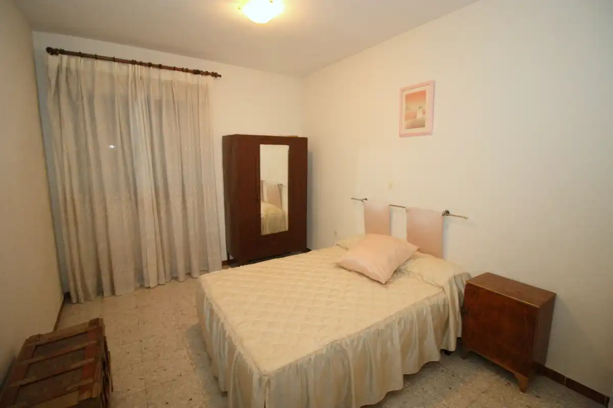 Habitación de Piso en venta en Candeleda con Amueblado y Balcón