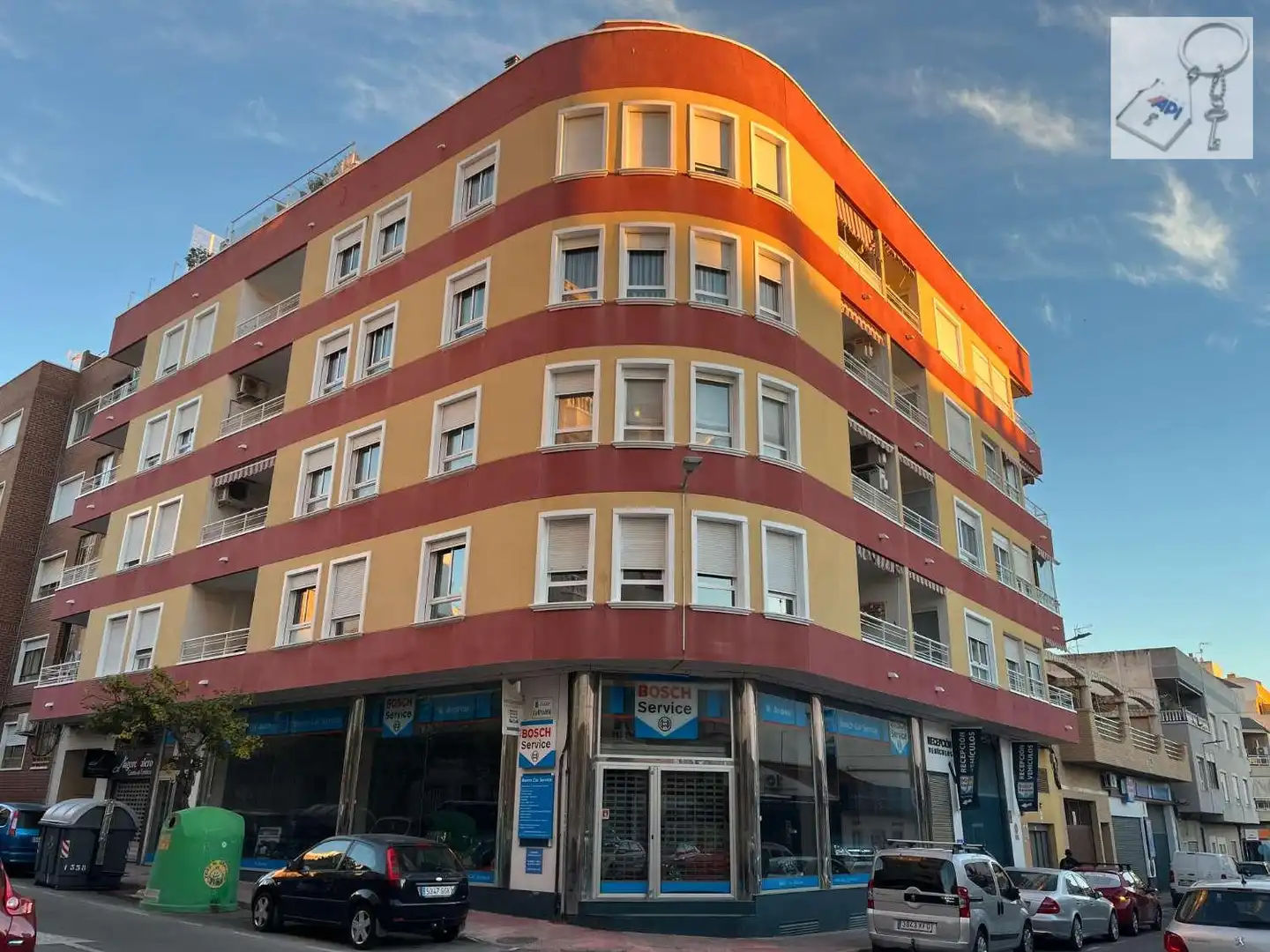 Vista exterior de Apartament en venda en Torrevieja amb Aire condicionat, Calefacció i Terrassa