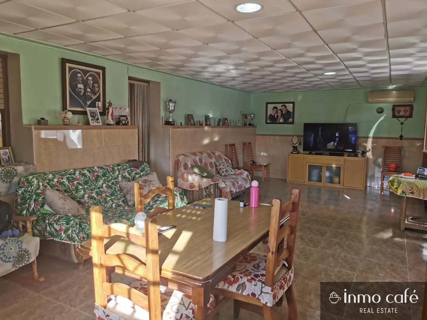 Casa adosada en venta en Crevillent con Aire acondicionado