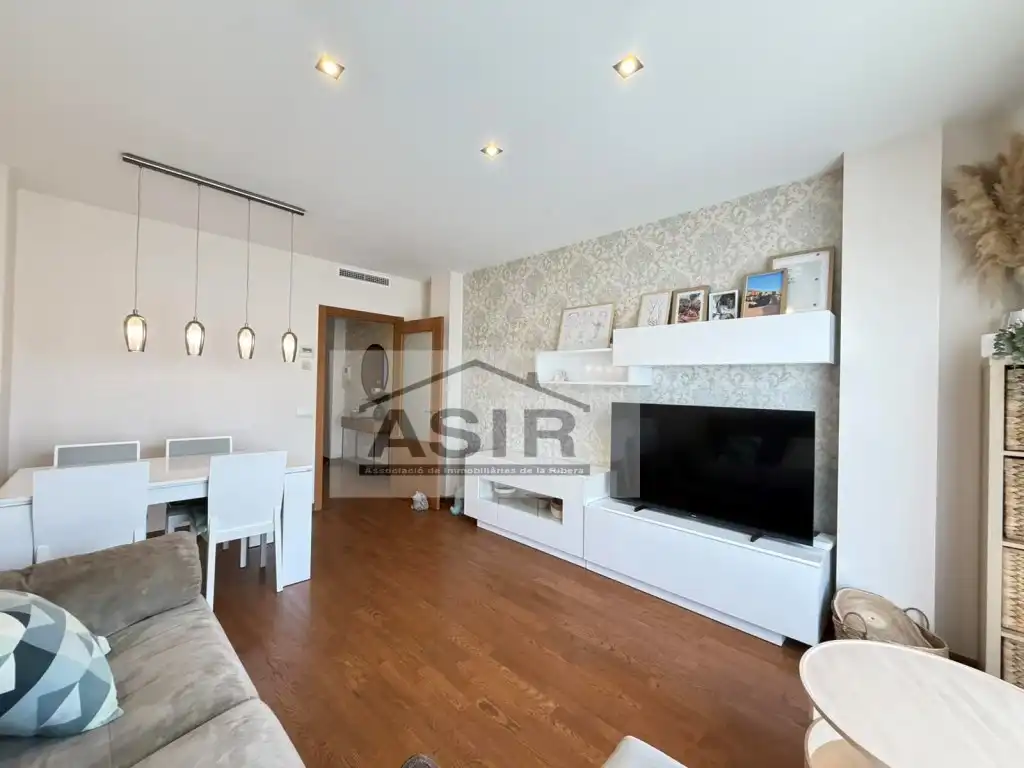 Flat with terrace for sale in Plaza Lletres Valencianes, imagen 3
