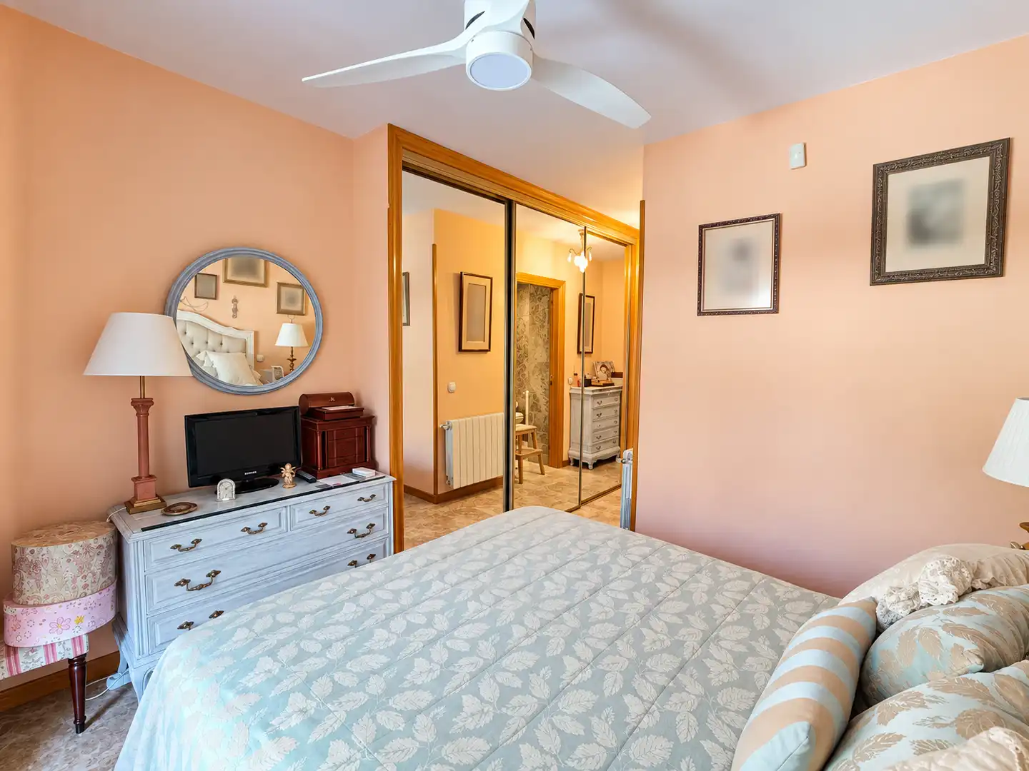 Casa adosada en venta en Valderas - Los Castillos