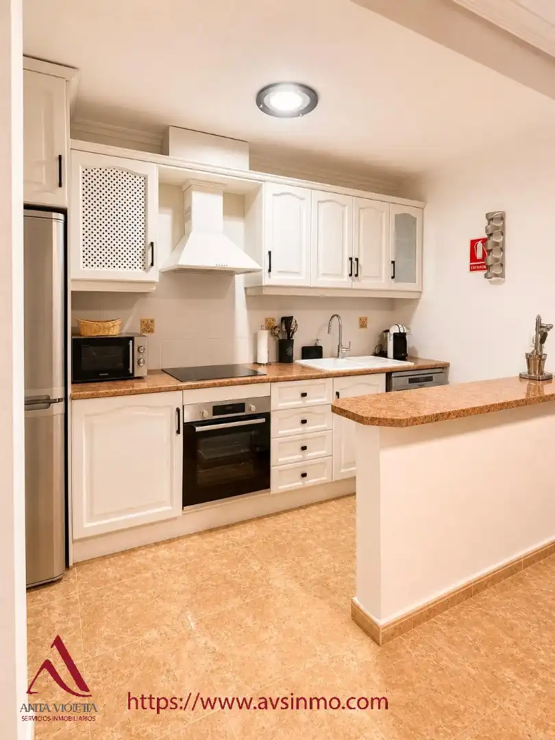 Cocina de Apartamento de alquiler en Orihuela con Aire acondicionado, Calefacción y Terraza