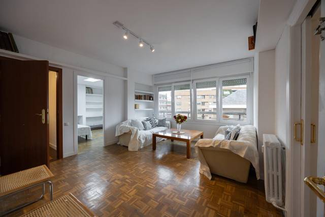 Piso en Alquiler en De La Habana en Hispanoamérica - Bernabéu