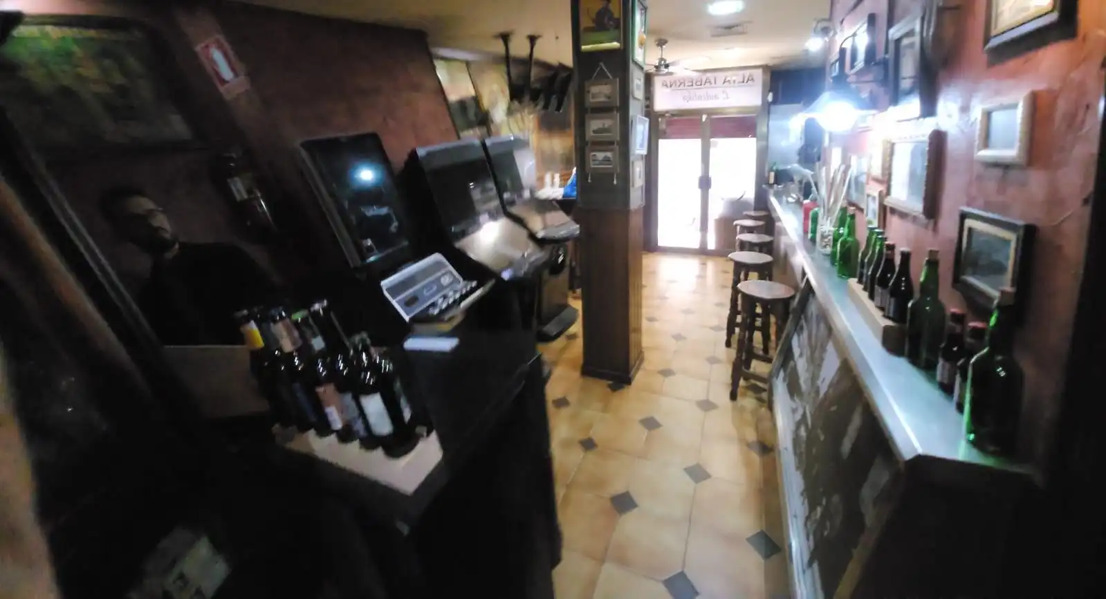 Local de lloguer en Zaragoza amb Aire condicionat
