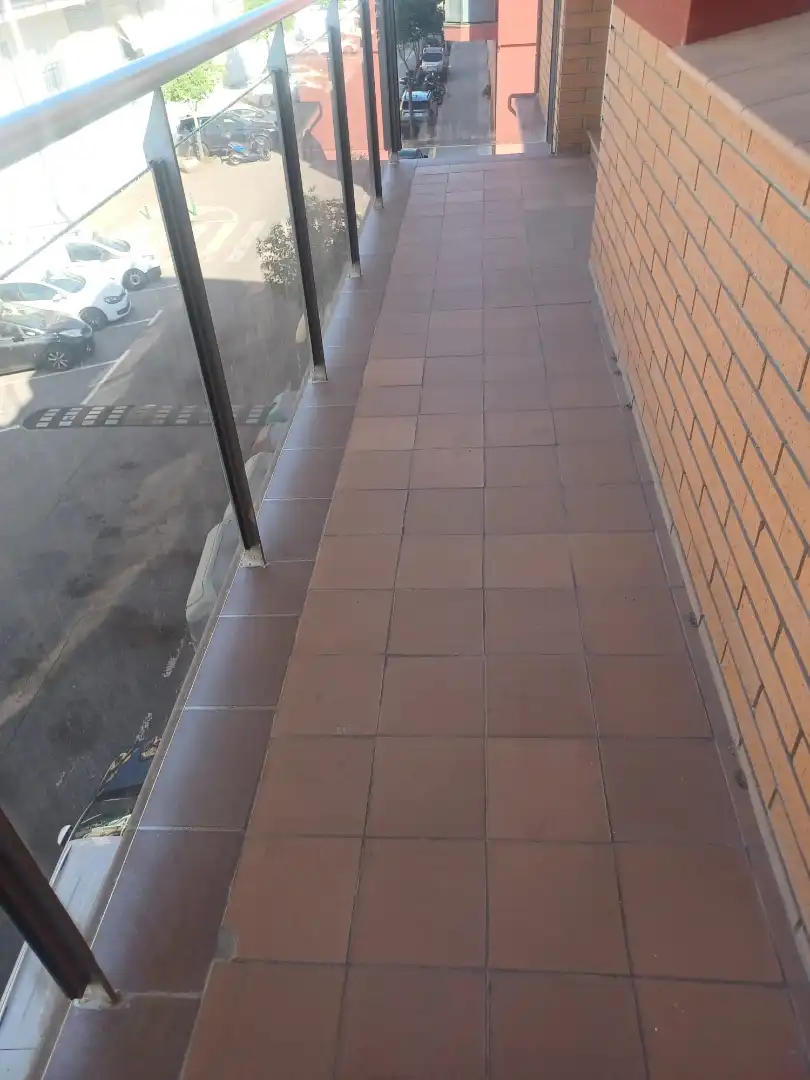 Terraza de Ático en venta en Sant Andreu de la Barca con Calefacción, Terraza y Trastero