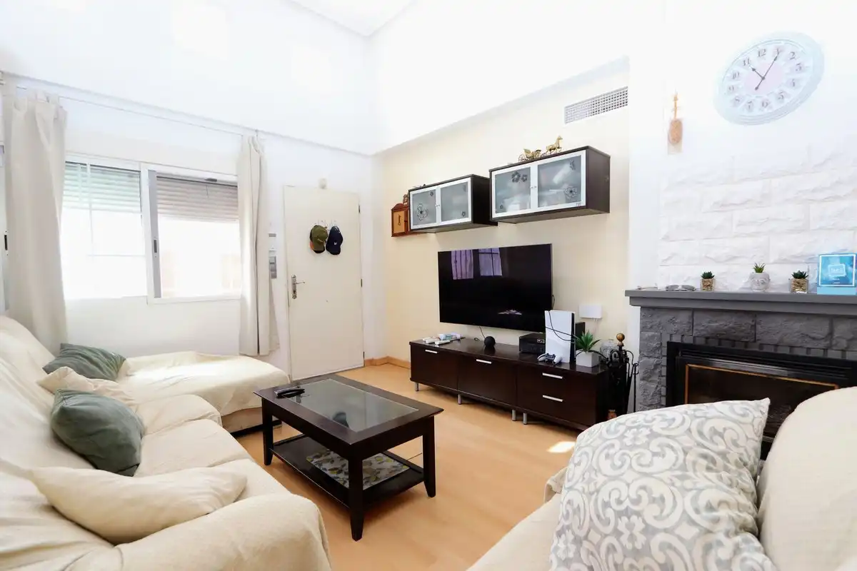 Sala d'estar de Casa o xalet en venda en Murcia amb Aire condicionat, Jardí privat i Terrassa