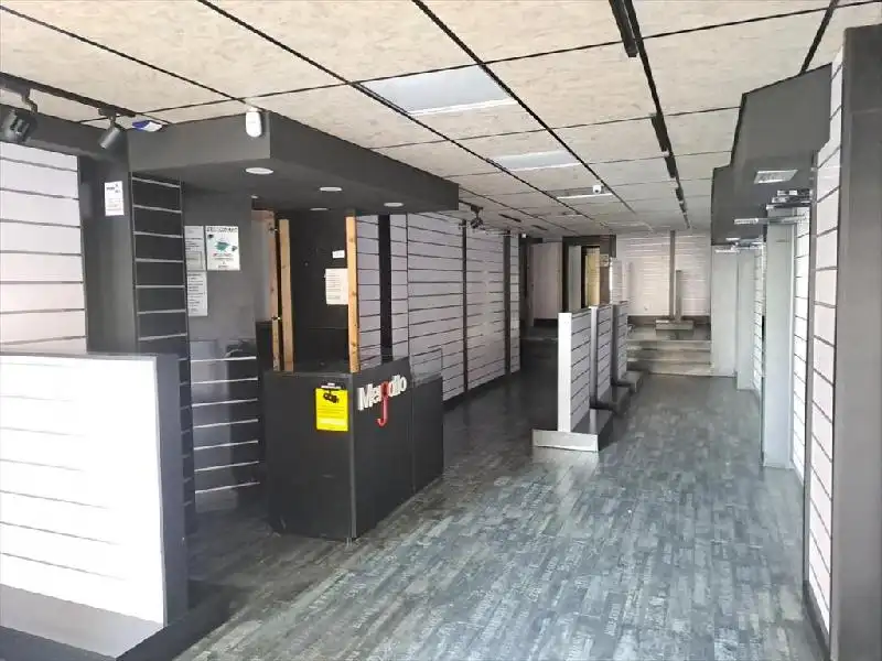 Business premises for sale in Rúa de Mendez Núñez 13, imagen 4