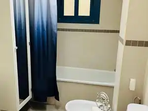 Bathroom of Flat for rent in Ronda  with Furnished, Oven and Washing machine