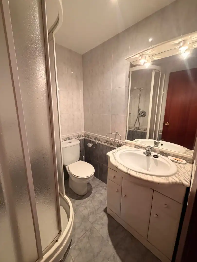 Bathroom of Flat for sale in Cruces