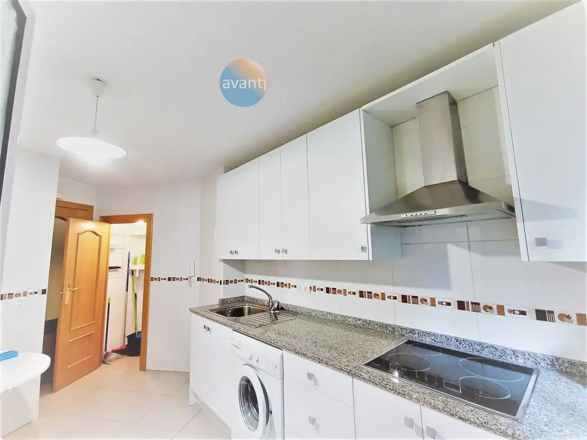 Kitchen of Flat for rent in Salamanca  with Heating, Terrace and Furnished