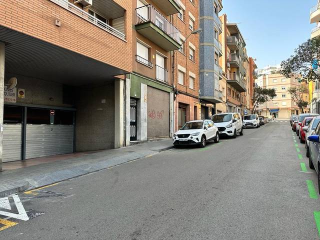 Garaje en Alquiler en Carrer Antiga Travessera, 3 en Pubilla Cases