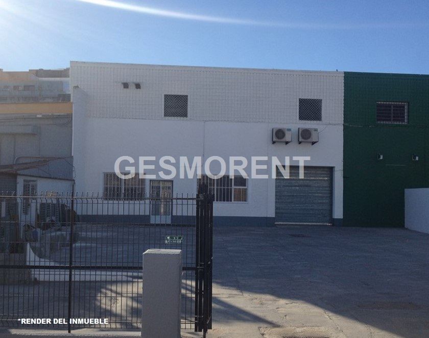 Vista exterior de Nau industrial en venda en Sabadell