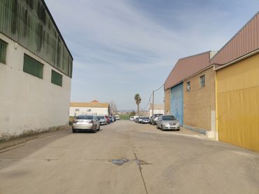 Nau industrial en venda a Rinconada