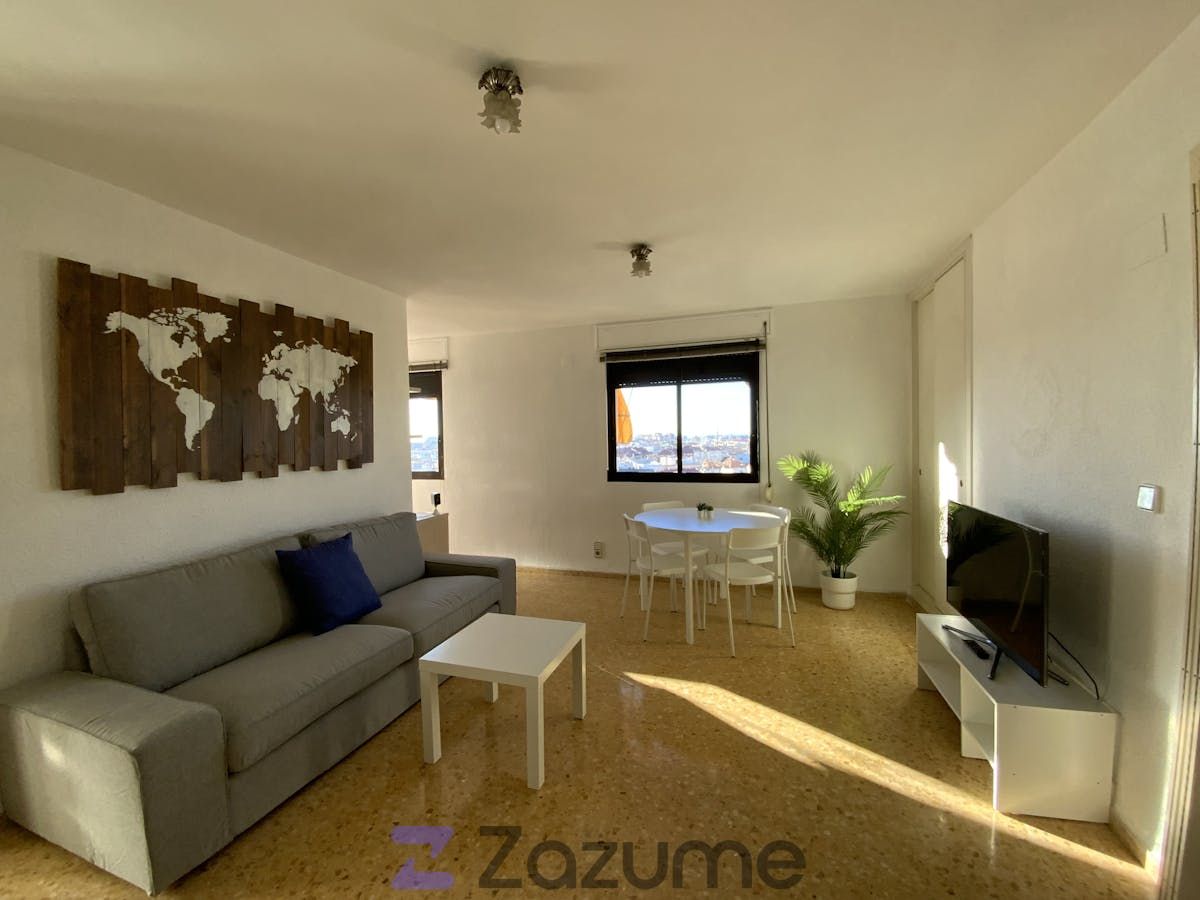 Sala d'estar de Pis de lloguer en  Valencia Capital amb Calefacció, Moblat i Forn