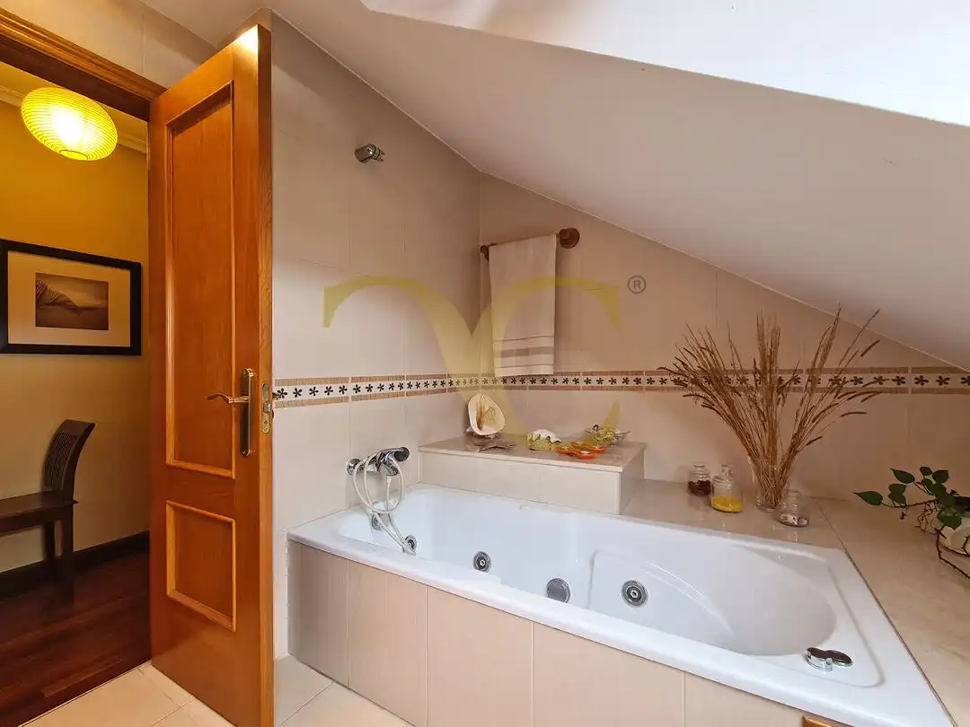 Baño de Dúplex en venta en Gijón  con Aire acondicionado, Calefacción y Trastero