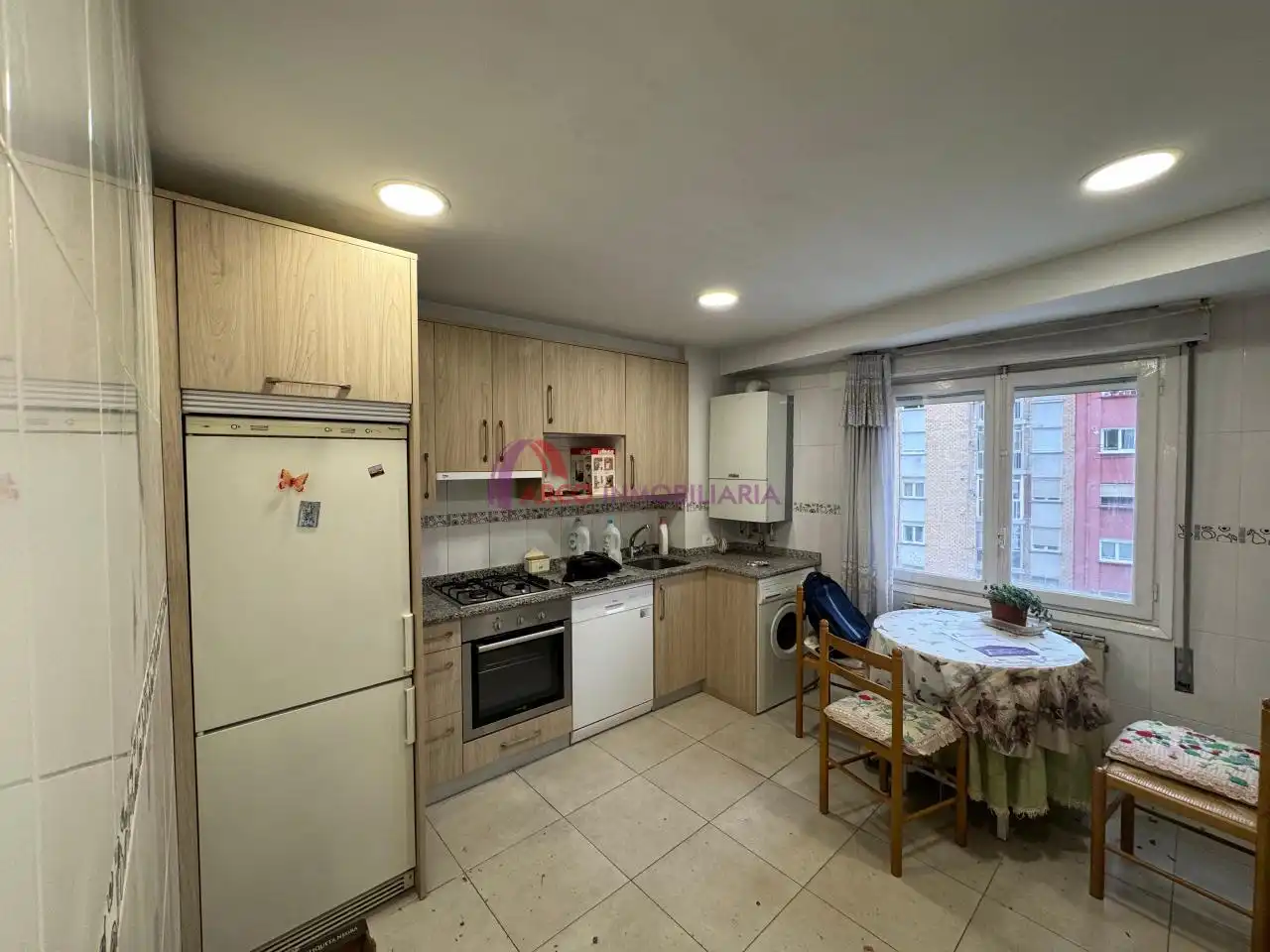 Kitchen of Flat for sale in Burgos  with Heating, Terrace and Storage room