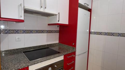 Foto 2 de Apartamento de alquiler en Avenida Cemba, 93, Flores de Sil - La Placa, Ponferrada
