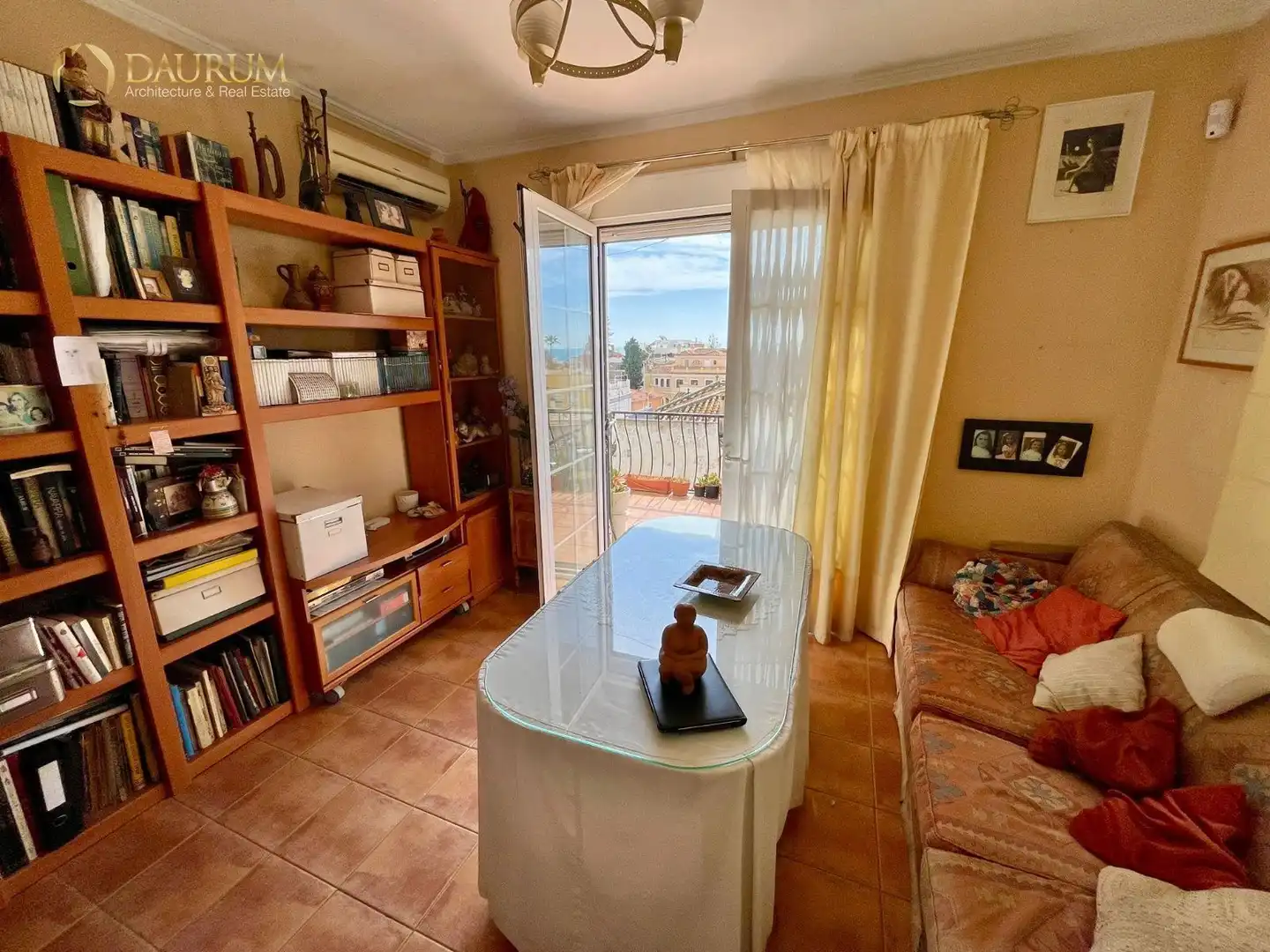 Habitación de Casa adosada en venta en Málaga con Jardín privado, Terraza y Trastero