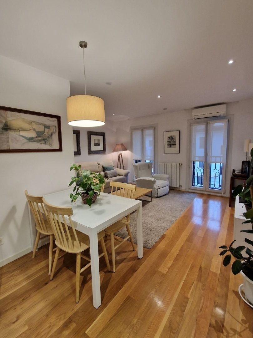 Living room of Duplex to rent in Zarautz  with Air Conditioner, Heating and Terrace