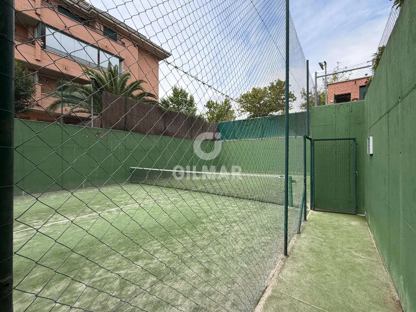 Jardí de Pis en venda en Boadilla del Monte amb Calefacció, Traster i Piscina