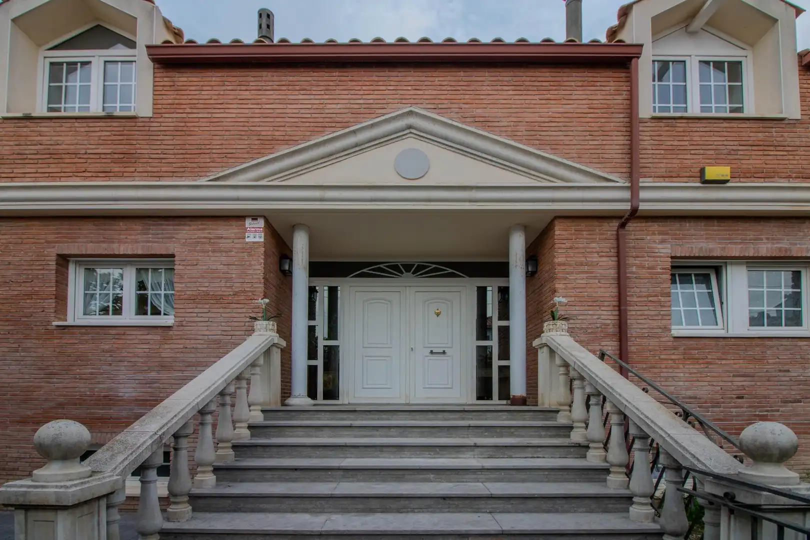 Vista exterior de Casa o chalet en venta en Esparreguera con Aire acondicionado, Calefacción y Jardín privado