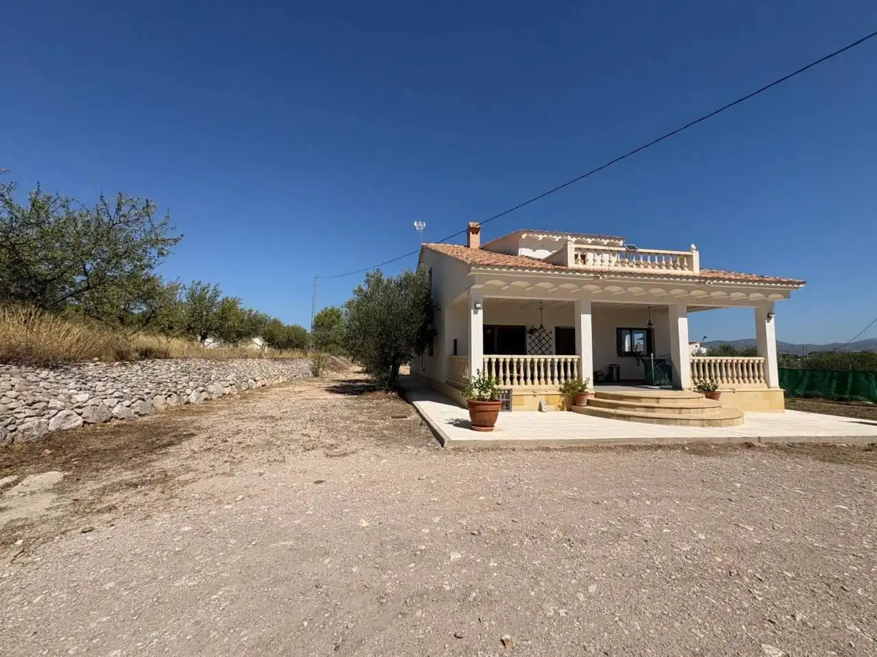Villa avec jardin à vendre à Castalla
