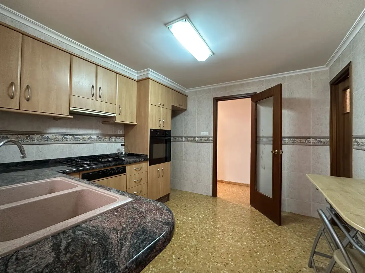 Cocina de Piso en venta en Ontinyent con Calefacción, Terraza y Trastero