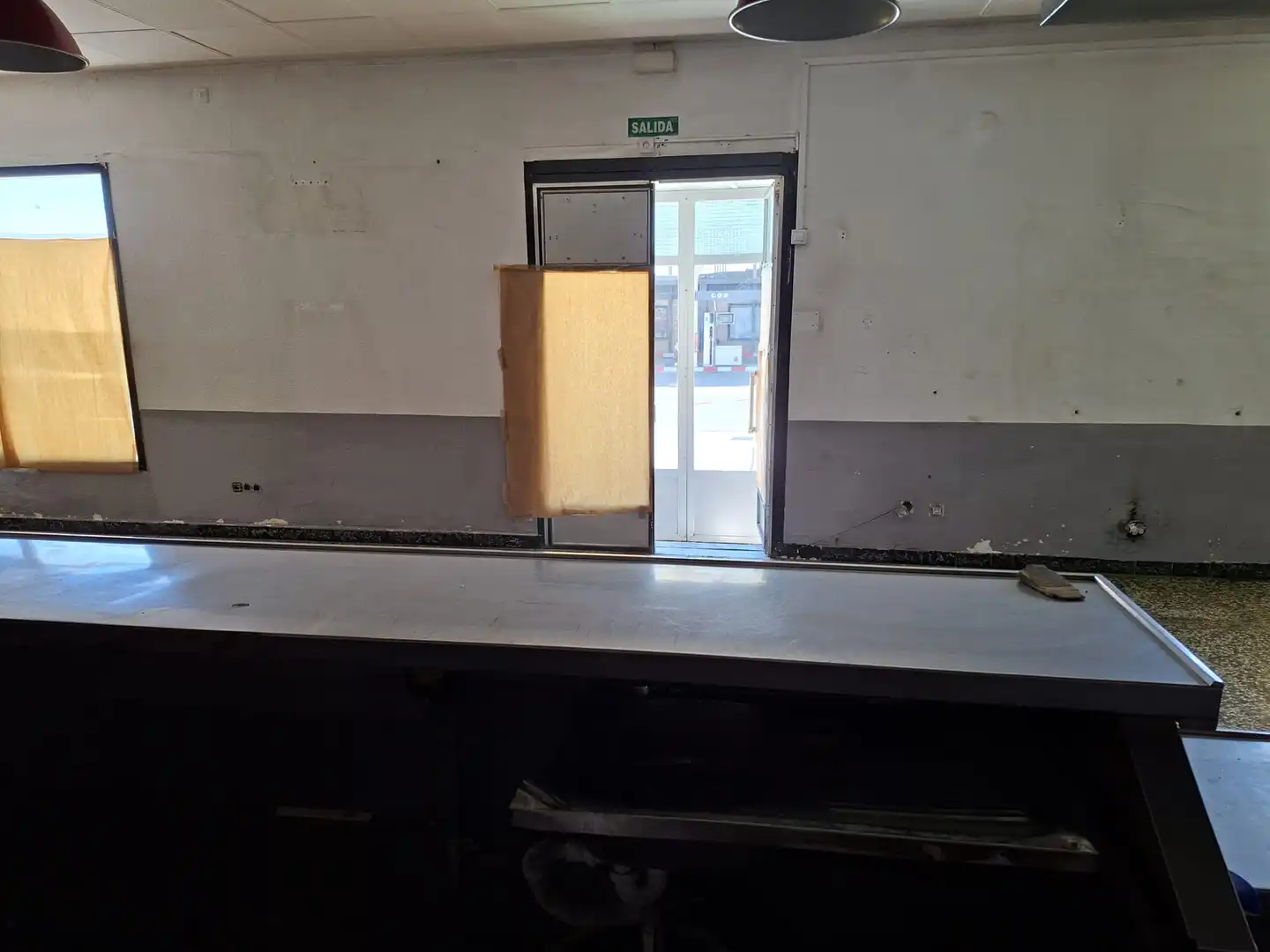 Local en venta en Maella con Terraza