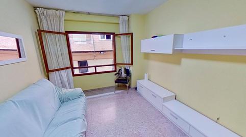Photo 4 of Flat for sale in Calle Martinez de Velasco, Carolinas Bajas, Alicante