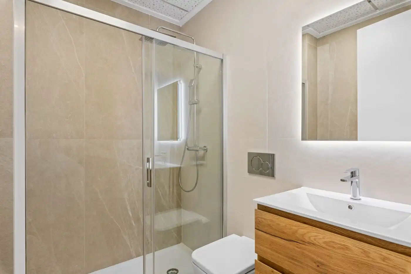 Badezimmer von Wohnung zum Verkauf in Benijófar mit Gemeinschaftspool