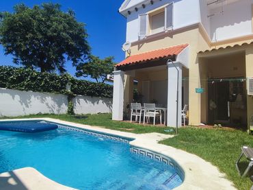 Maison jumelée avec piscine à vendre à Espartinas Pueblo