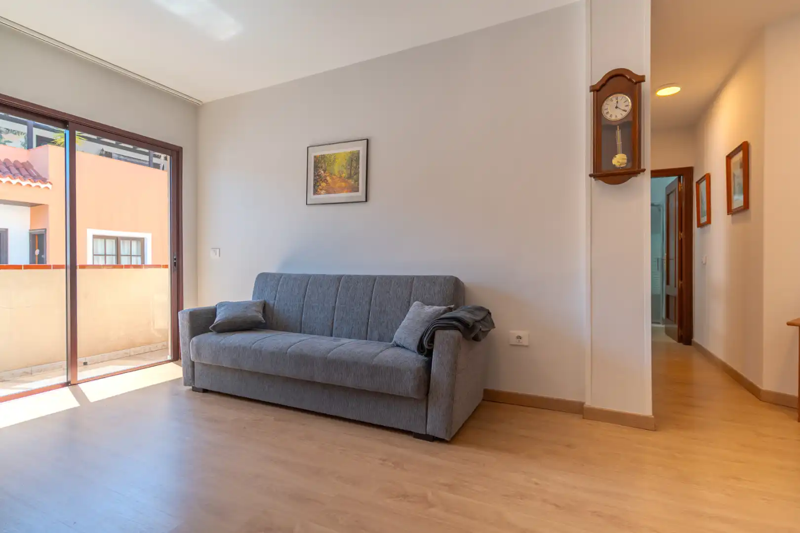 Sala de estar de Piso en venta en Arona con Amueblado y Balcón