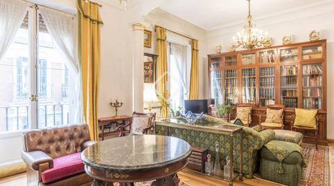 Photo 4 of Flat for sale in Sol, Madrid