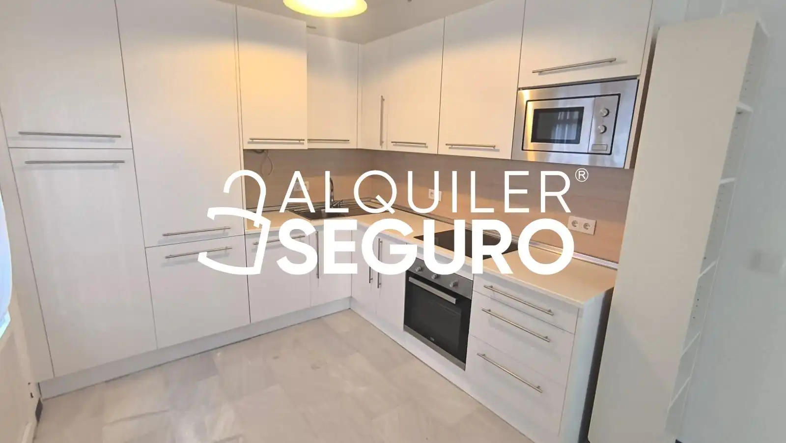 Kitchen of Flat for rent in Sevilla  with Air Conditioner and Furnished