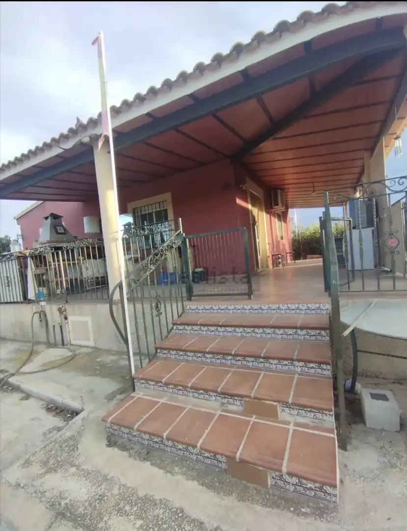 Vista exterior de Casa o xalet en venda en Mula amb Aire condicionat i Balcó