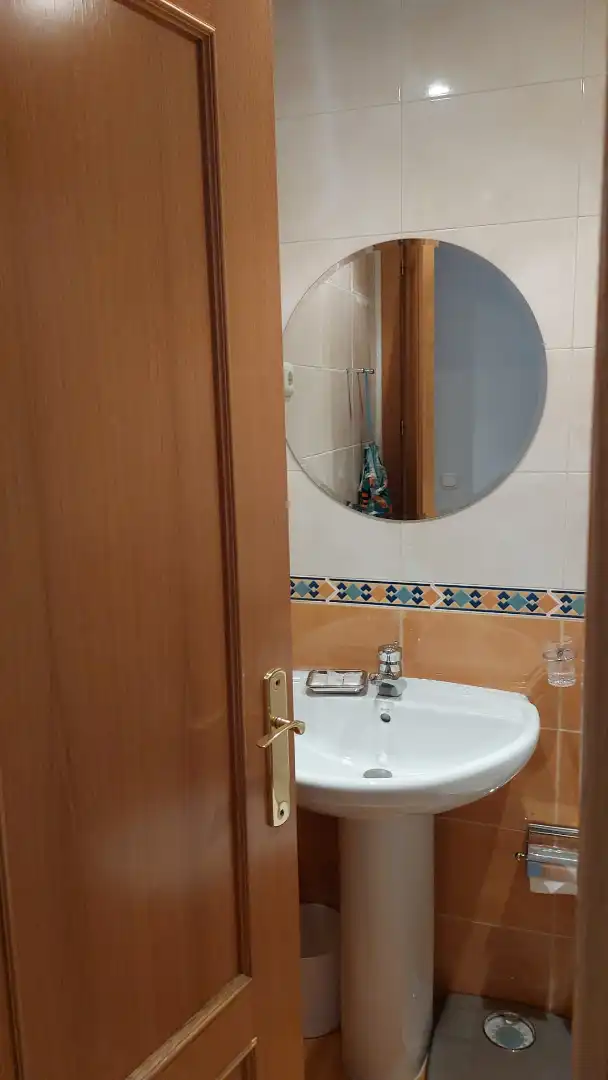 Baño de Planta baja en venta en Madrid con Aire acondicionado, Calefacción y Parquet
