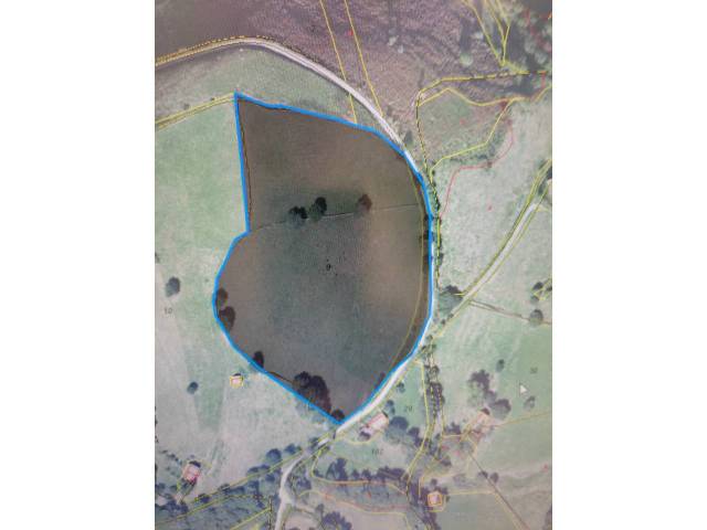 Terreno en Venta en Calle Poligono 15 en Selaya