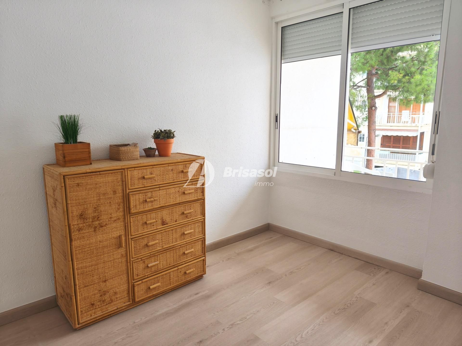 Schlafzimmer von Wohnungen zum Verkauf in Salou mit Terrasse und Gemeinschaftspool