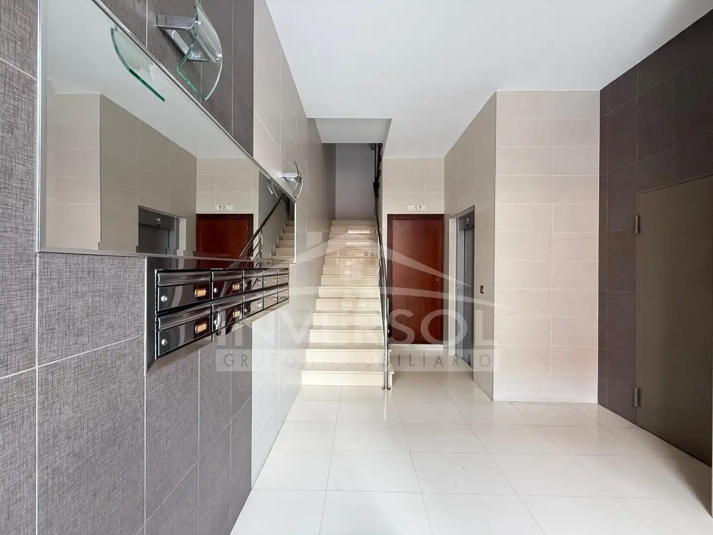 Flat for sale in Adra  with Air Conditioner, Heating and Furnished