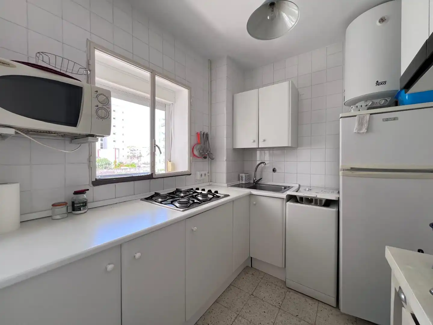 Cuina de Apartament en venda en La Antilla amb Terrassa i Moblat