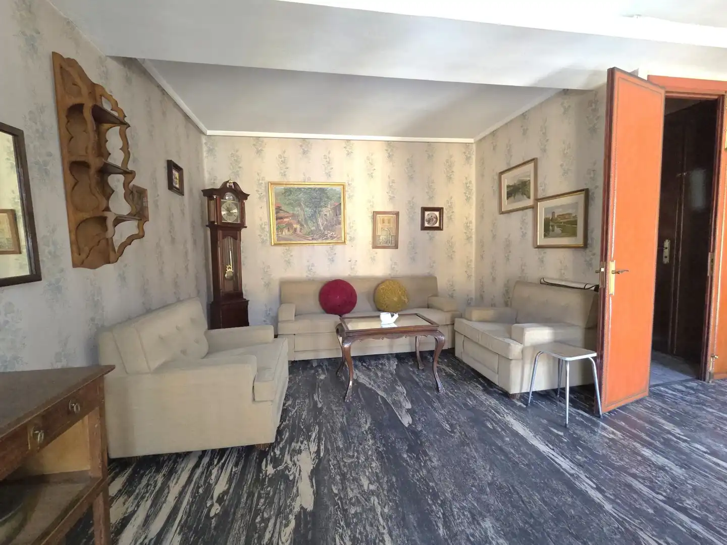 Sala de estar de Ático en venta en Teverga con Amueblado y Balcón
